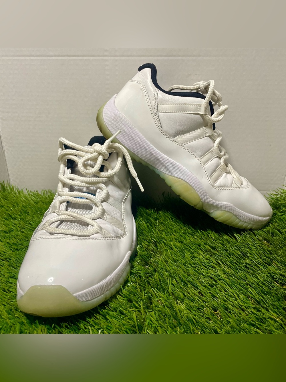 Air Jordan 11 Retro Low Legend Blue AV2187-117 Men’s Size 9 White 2021